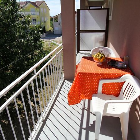 Apartments Lili Biograd Na Moru Exterior photo