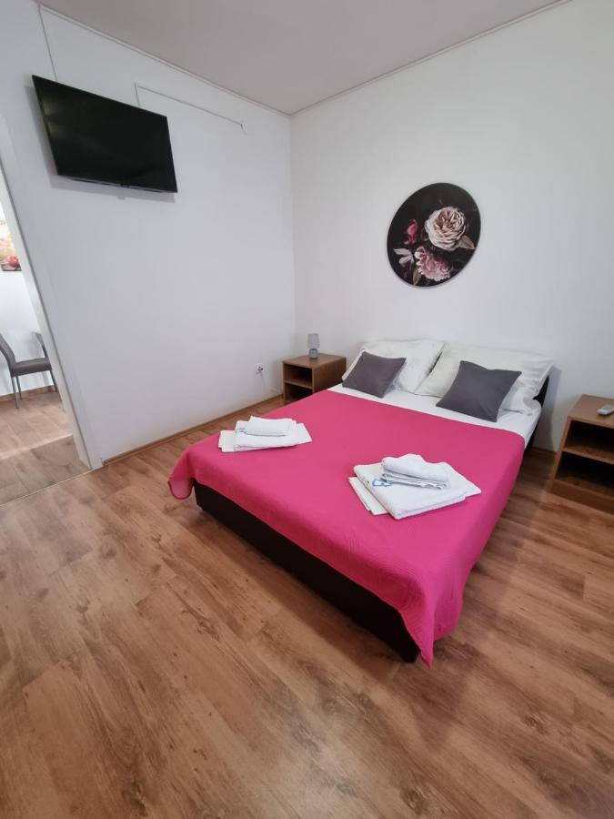 Apartments Lili Biograd Na Moru Exterior photo