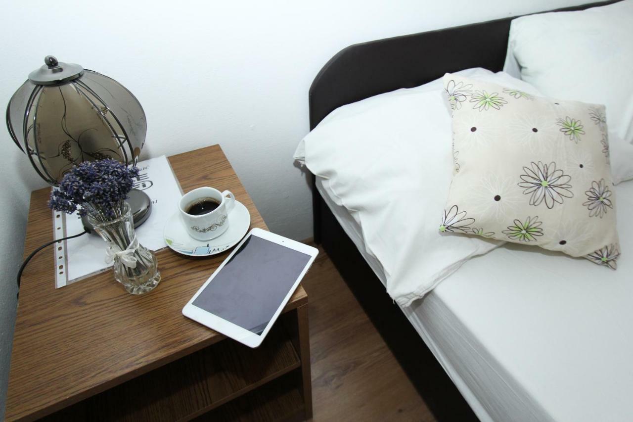 Apartments Lili Biograd Na Moru Exterior photo